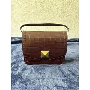 emp.t label cube box leather bag